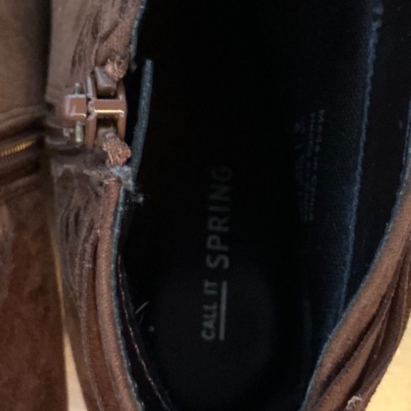 Call It Spring Rust Colored Fringed Bootie Size 6 - Picture 5 of 7